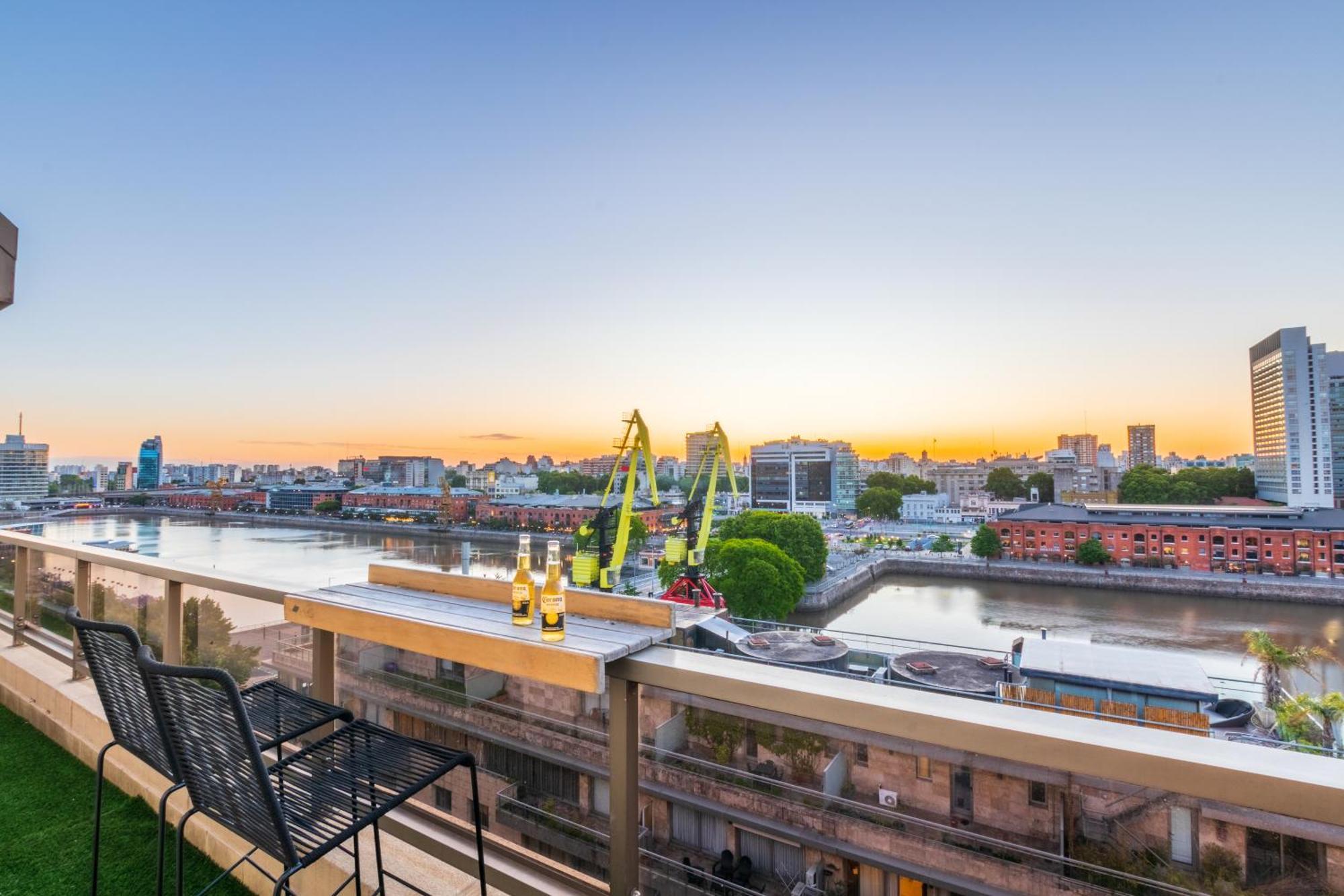 Luxury Apartments In Puerto Madero Buenos Aires Exterior photo